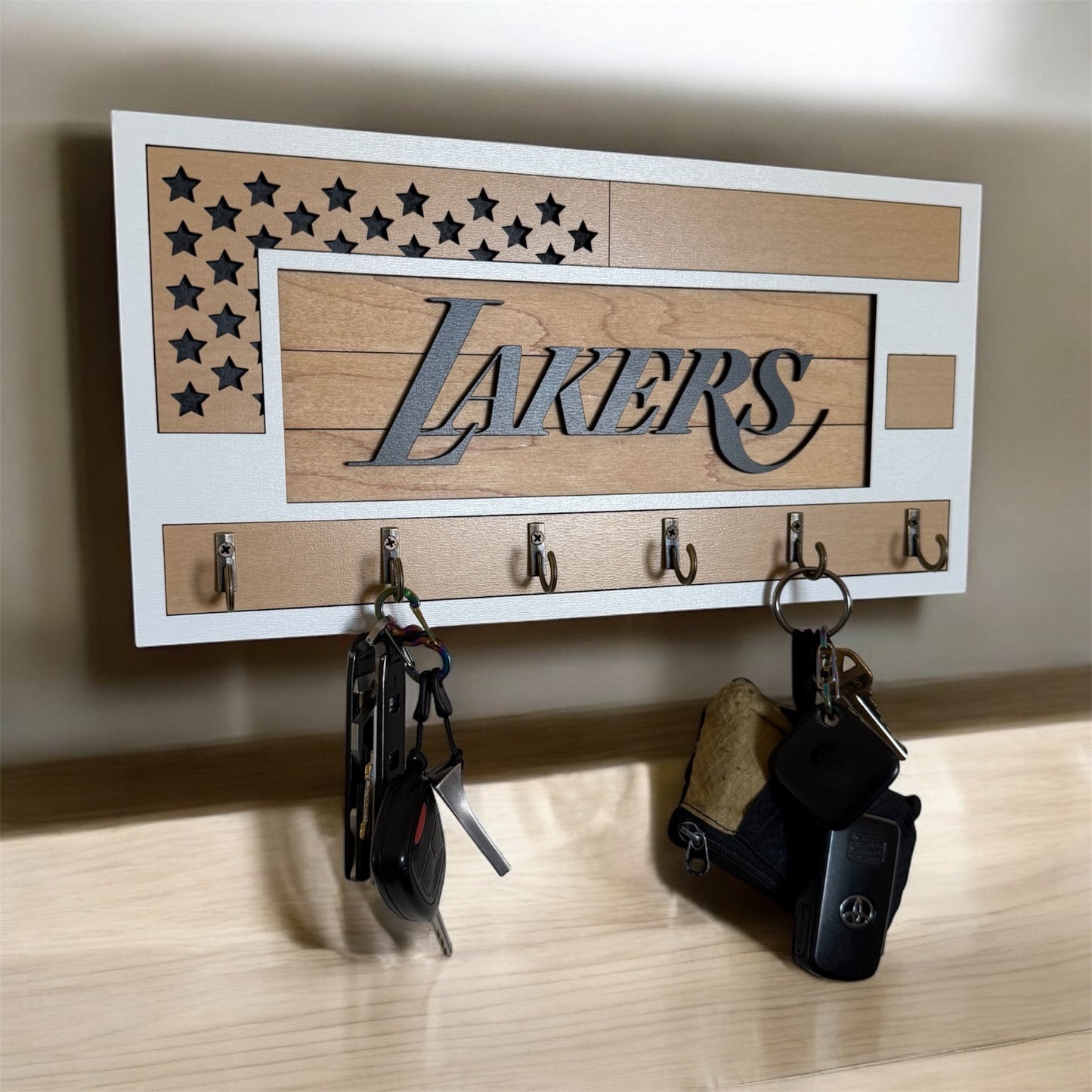 Black and wood grain Lakers key holder