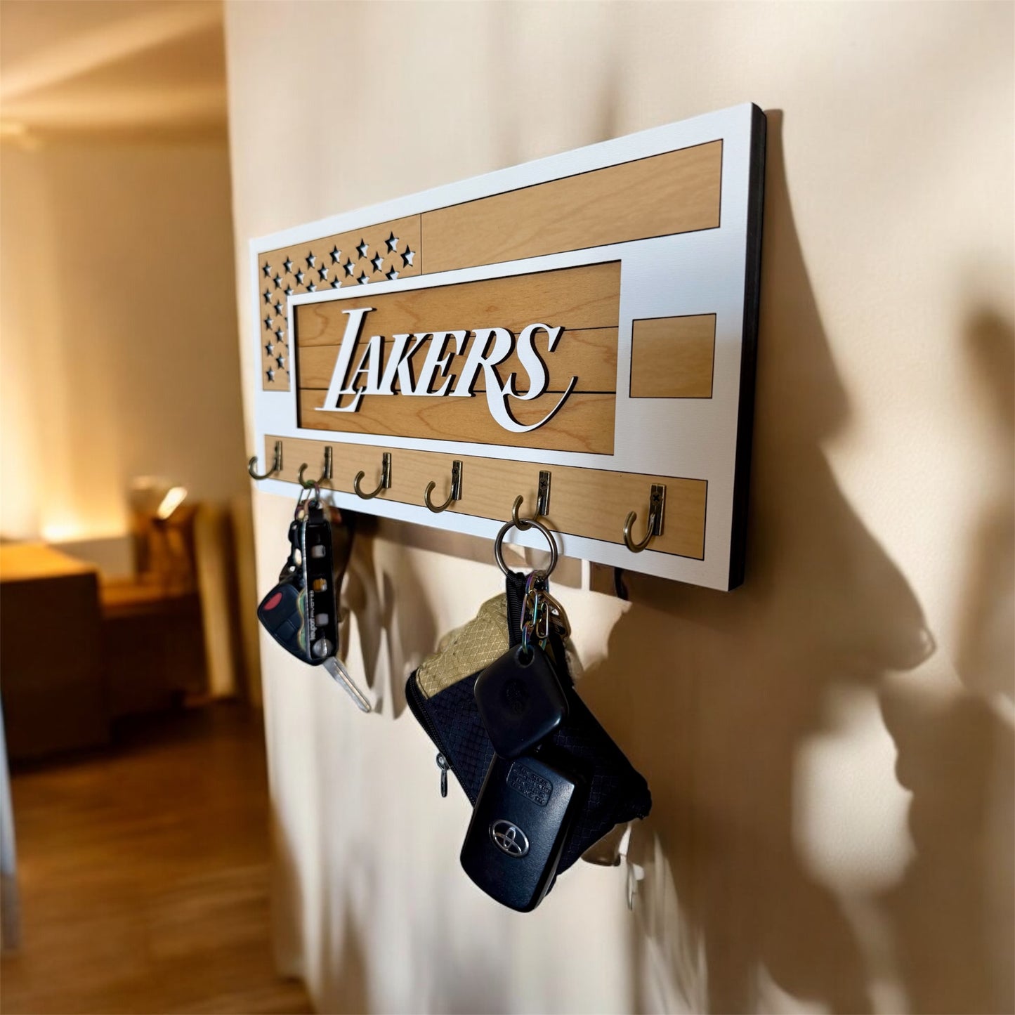 Lakers USA Flag Key Holder White and Light Brown