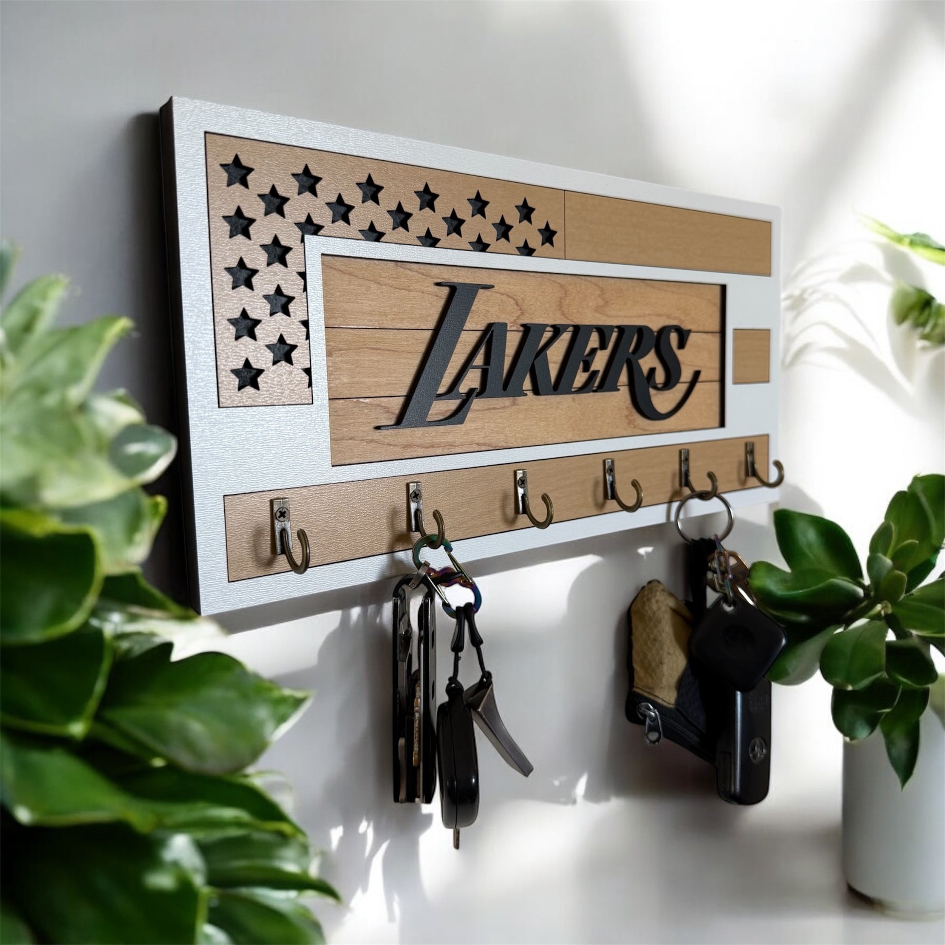 Black and wood grain Lakers key holder
