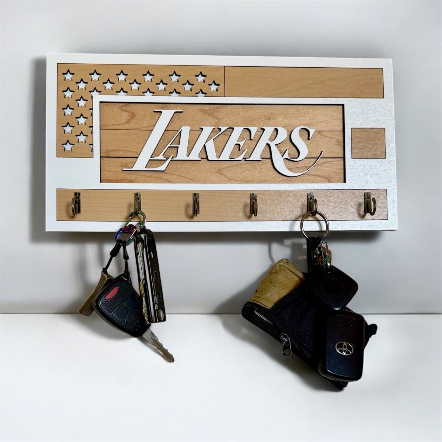 Lakers USA Flag Key Holder White and Light Brown
