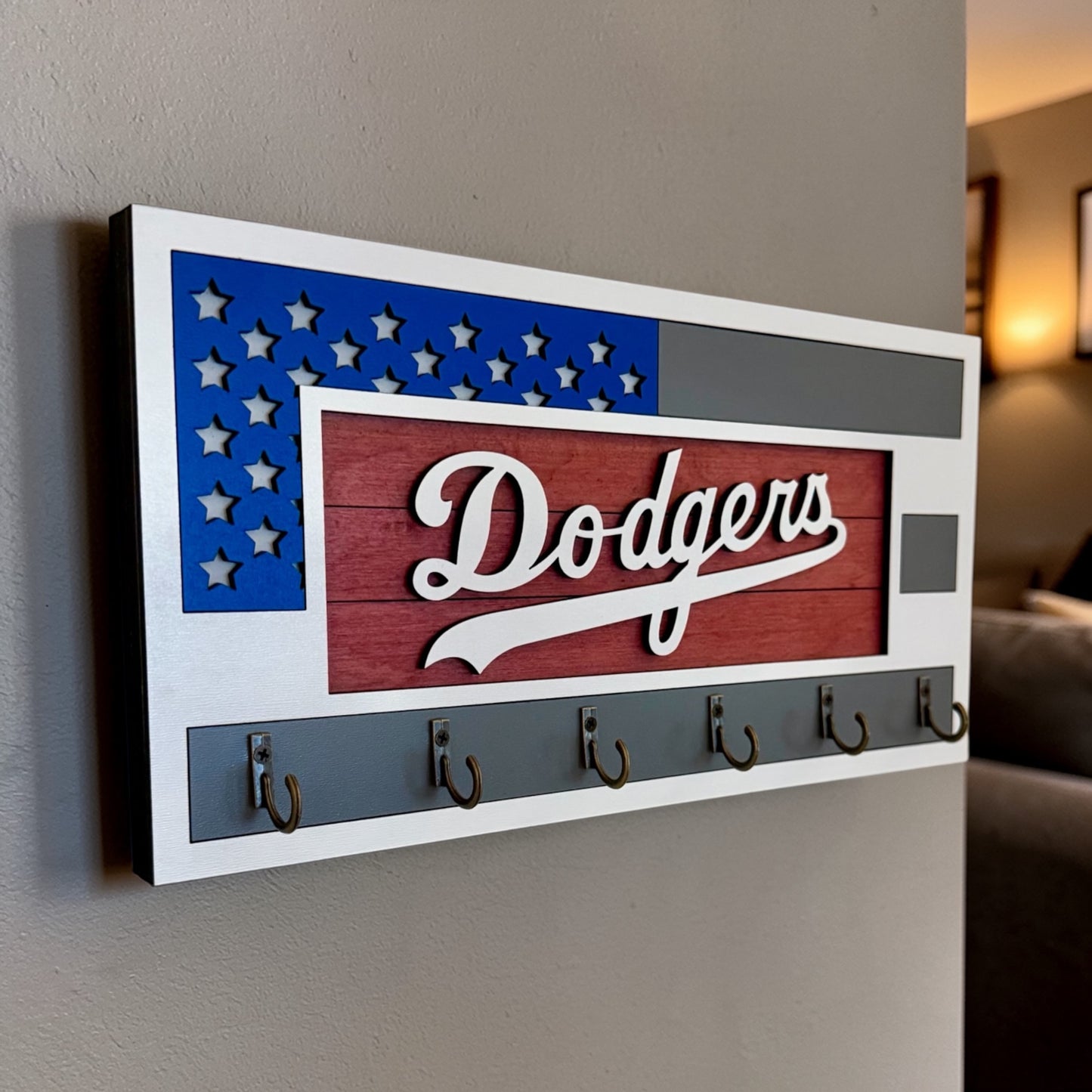 Los Angeles Dodgers Wall Key Holder – American Flag Wooden Key Rack with 6 Hooks – Baseball Fan Home Decor