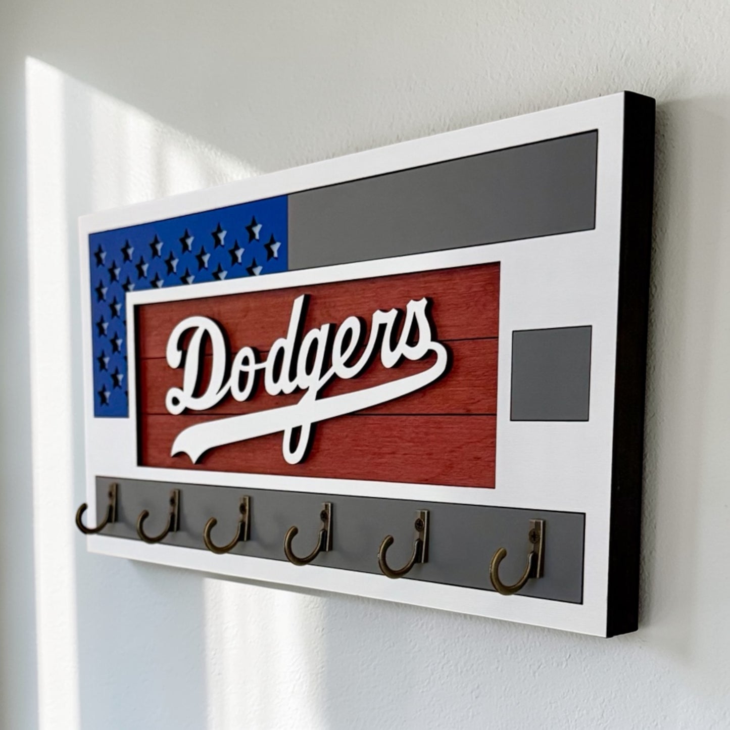 Los Angeles Dodgers Wall Key Holder – American Flag Wooden Key Rack with 6 Hooks – Baseball Fan Home Decor
