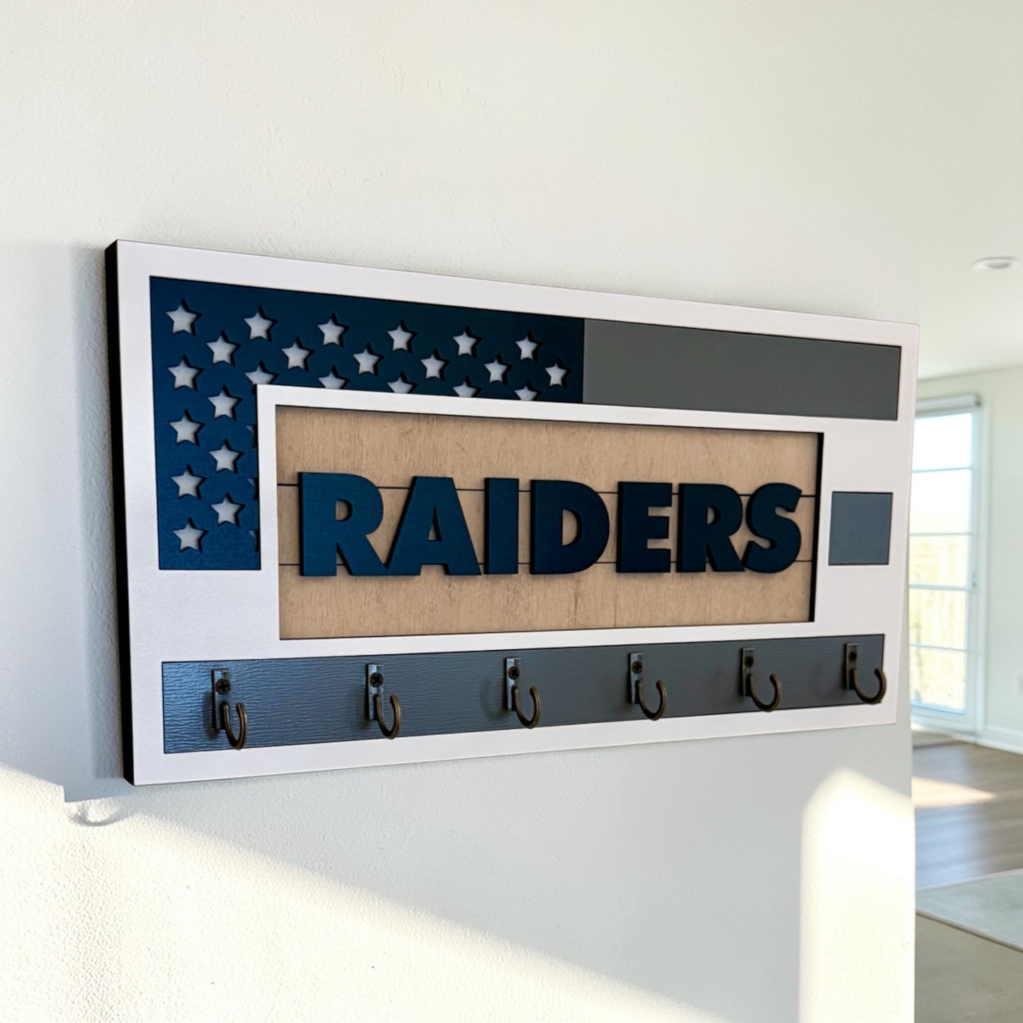 Las Vegas Raiders Wall Key Holder – American Flag Wooden Key Rack with 6 Hooks – Football Fan Home Decor