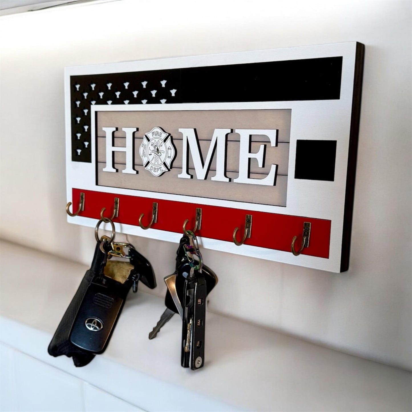 USA Flag Firefighter Fathers Day Key Holder Wall Mount, Black Stripes Thin Red Line, Patriotic Wall Decor, American Flag Firefighter Logo